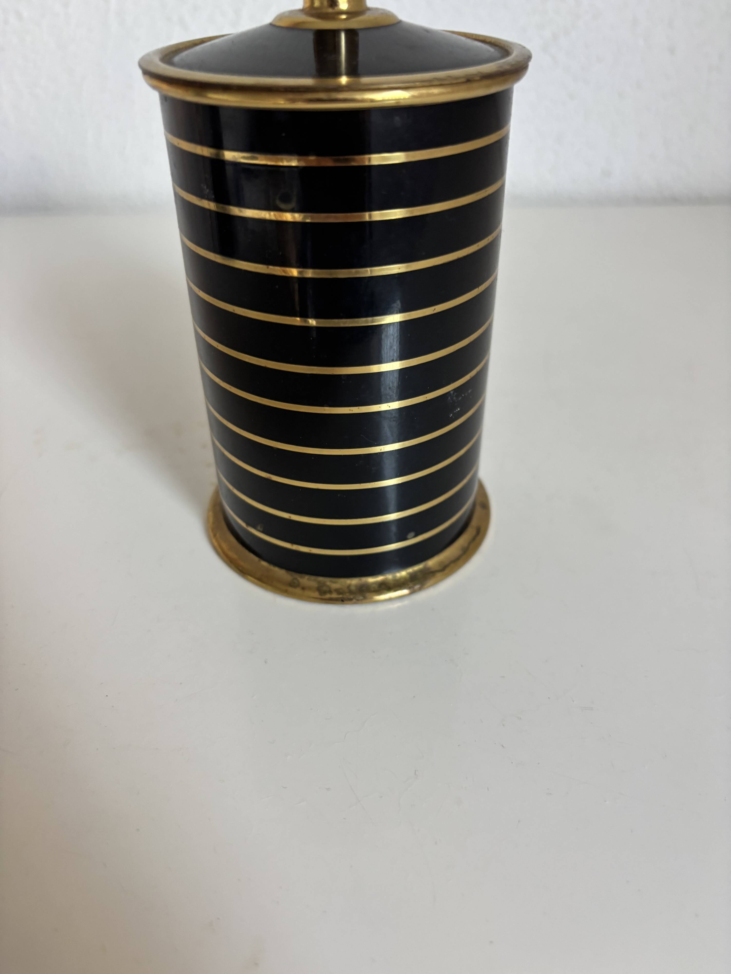 Vintage 1960 black cigarette case with gold stripes - 14 x 7 cm