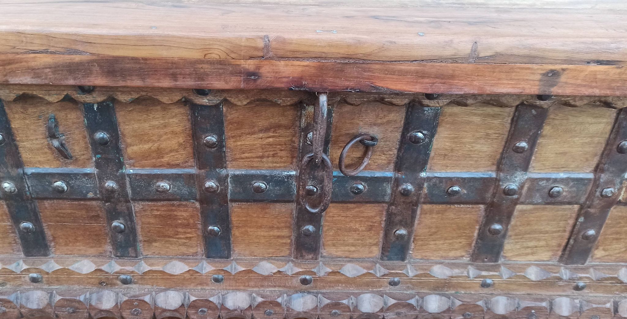 Console coffre en bois