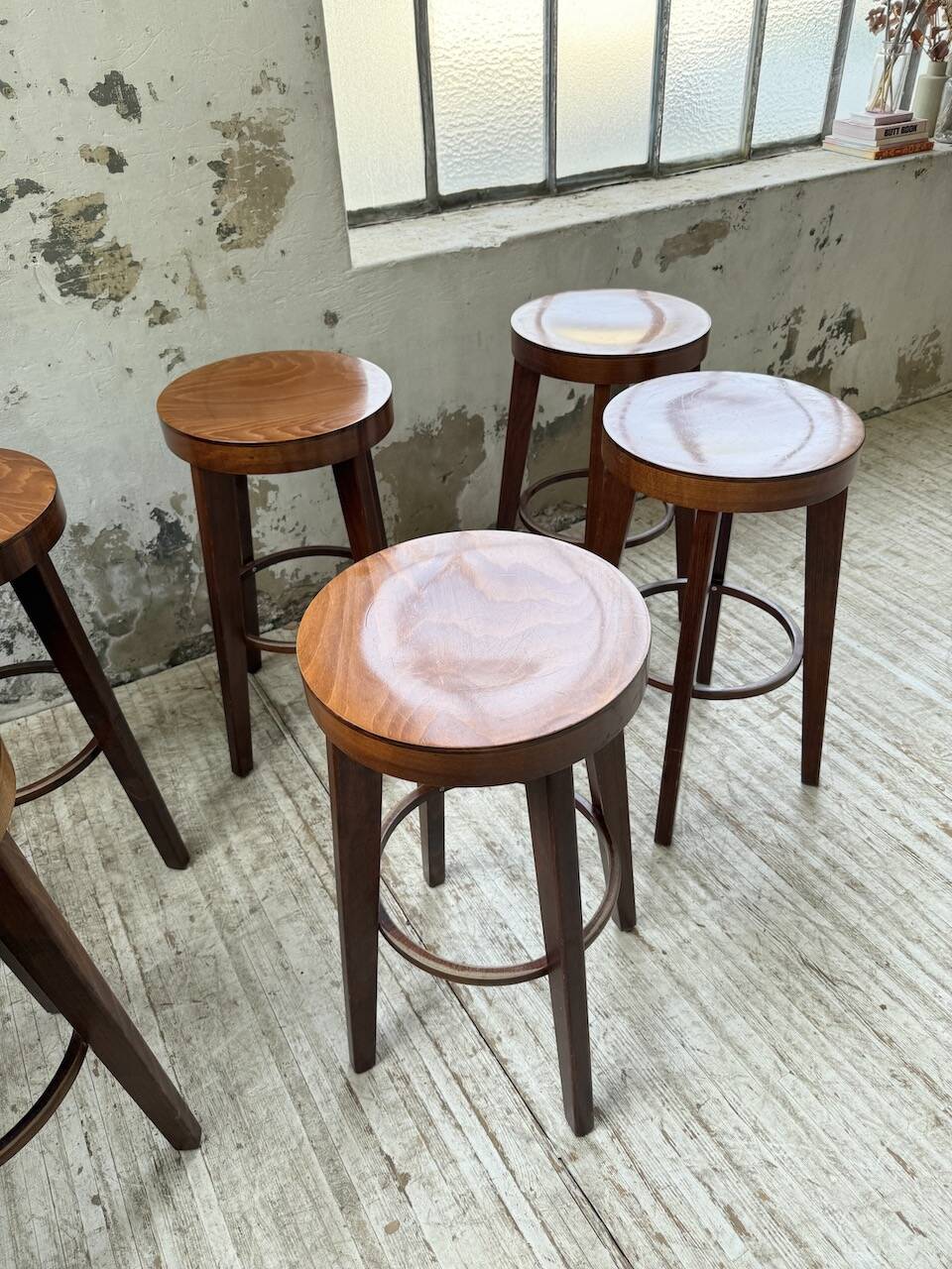6 vintage Baumann bar stools