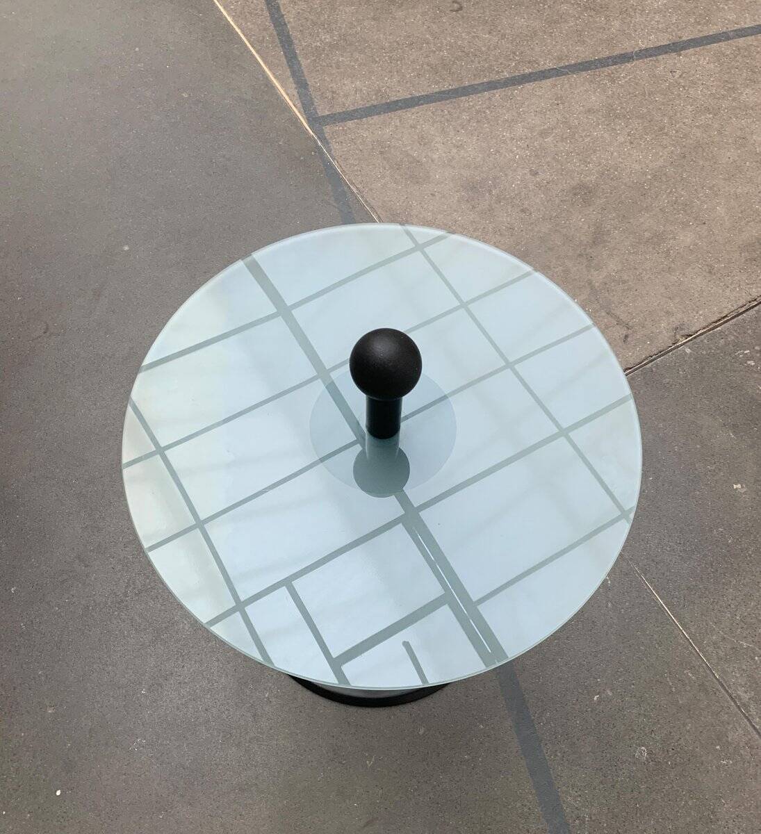 Postmodern vintage side table from Ikea.