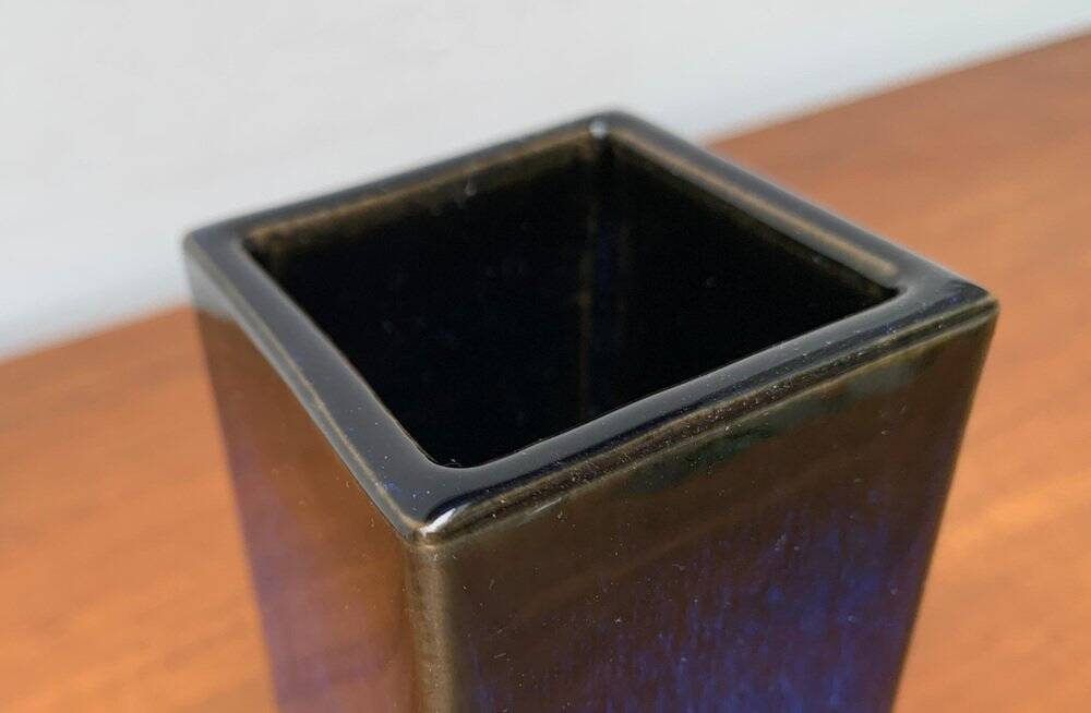 Vintage 1970s minimalist Japanese studio pottery vase from Tokoname.