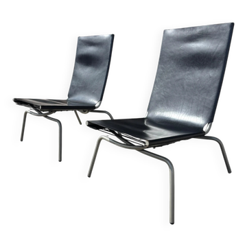 Set of 2 Crossed Legged lounge chairs by Fabiaan van Severen.