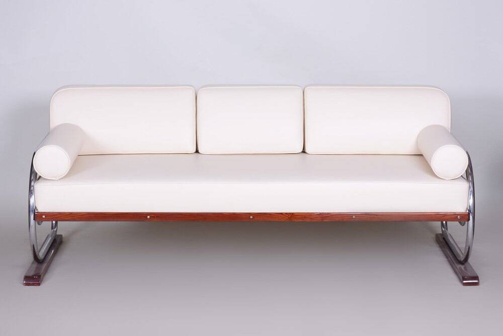 Bauhaus White Tubular Sofa in Beech, Chrome-Plated Steel & High Quality Leather attributed to Robert Slezák for Slezak Factories, Czech, 1930s