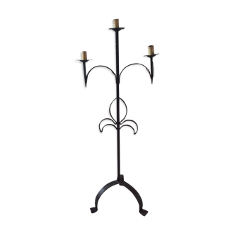 Floor lamp in wrought iron