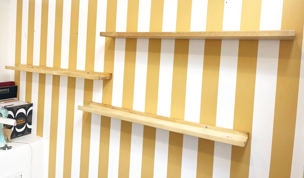 Stripa wall shelf in solid pine, vintage ikea design