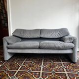 Maralunga two-seater, Vico Magistretti for Cassina