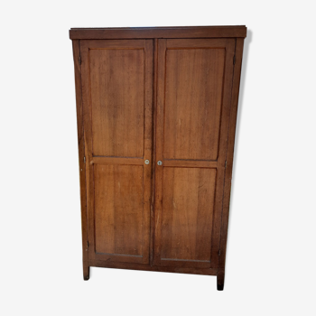 Armoire parisienne