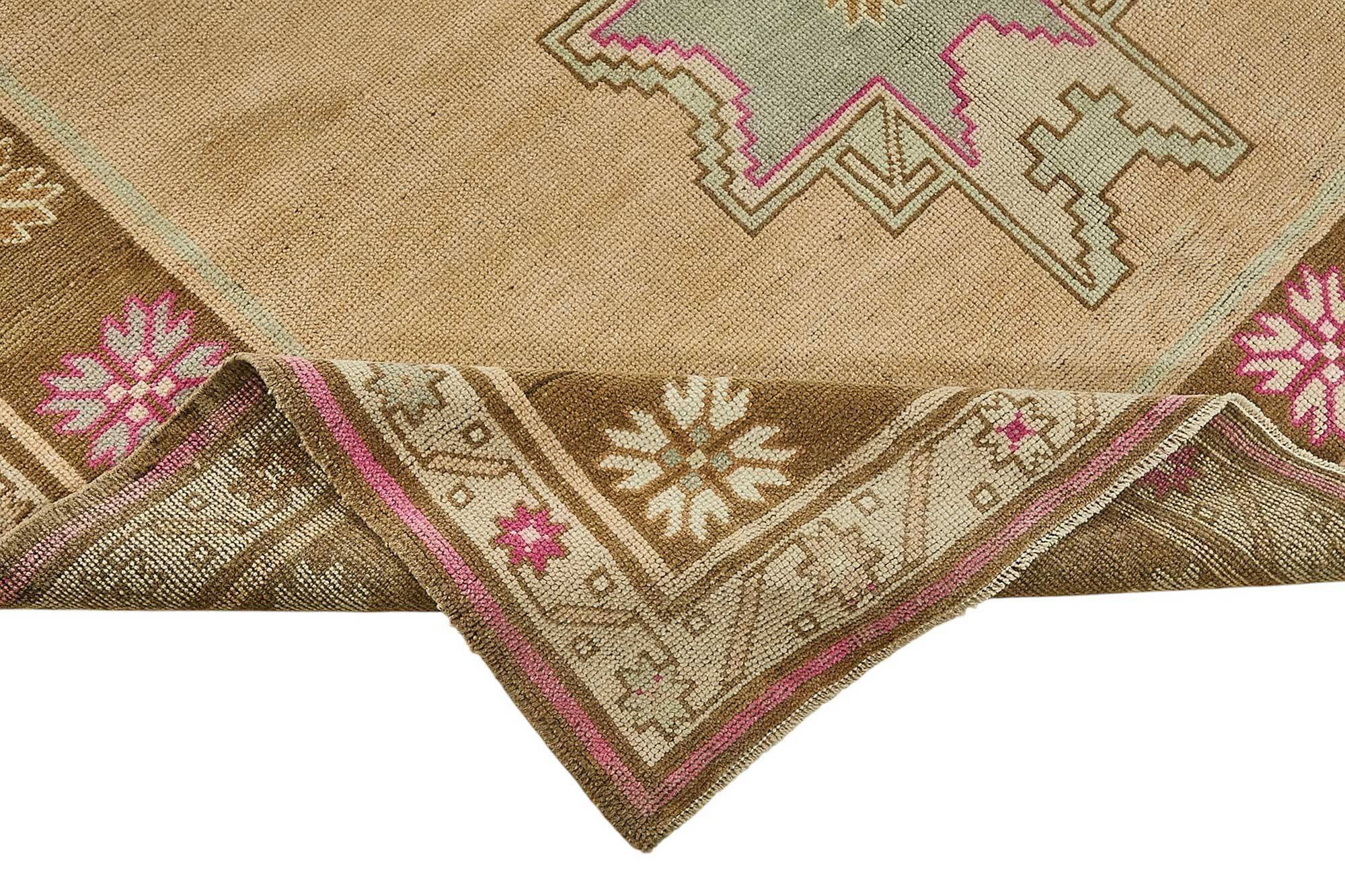Turkish Vintage Anatolian Rug 167 cm x 262 cm