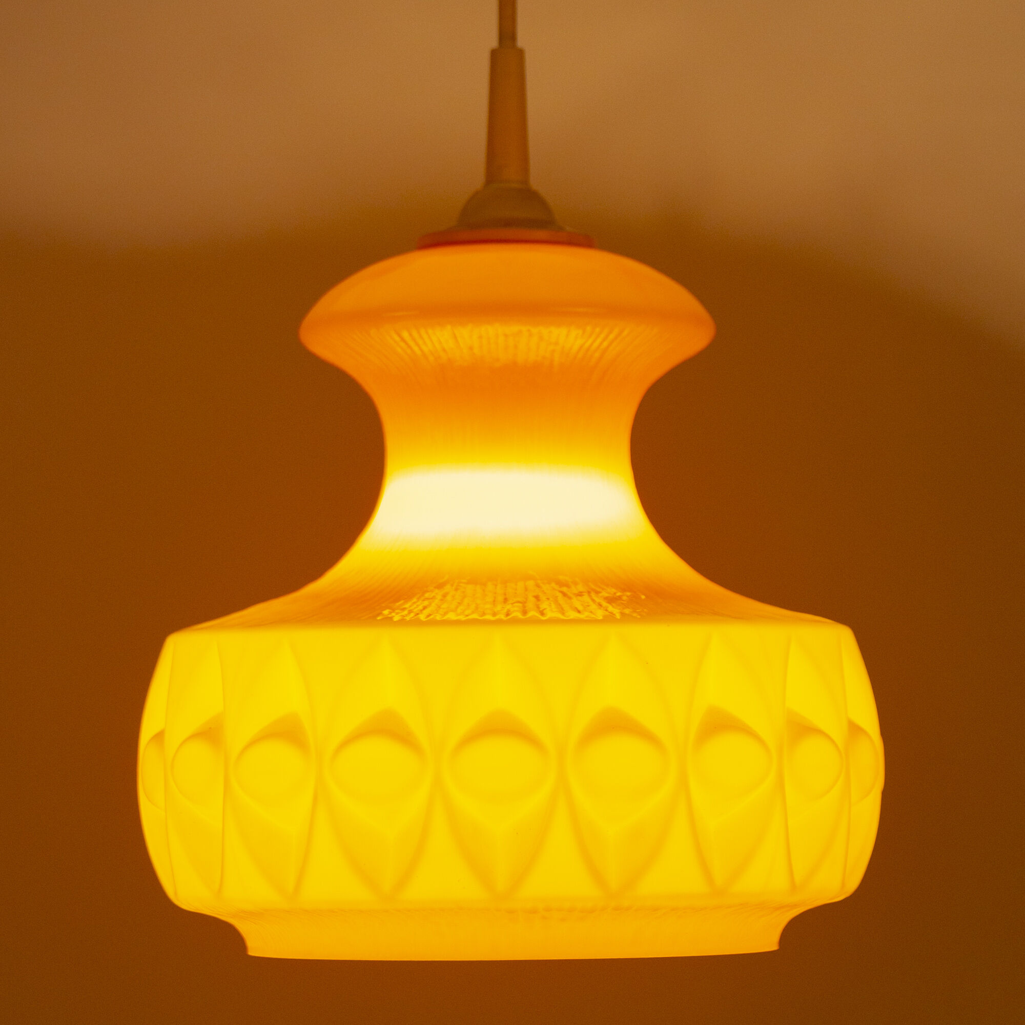 Suspension orange Peil & Putzler