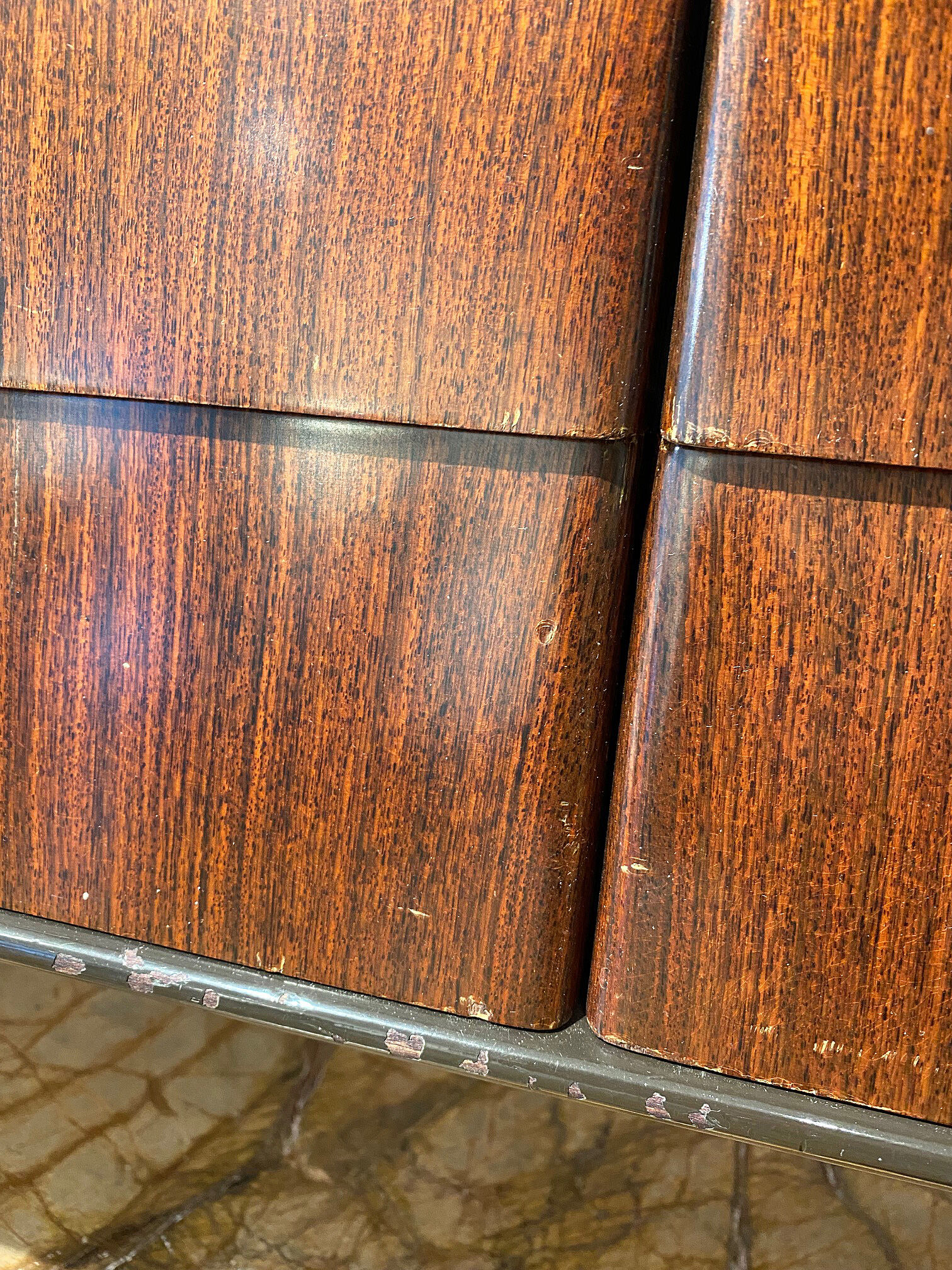 Nine Drawers Italian Mid-Century Chest of Drawers