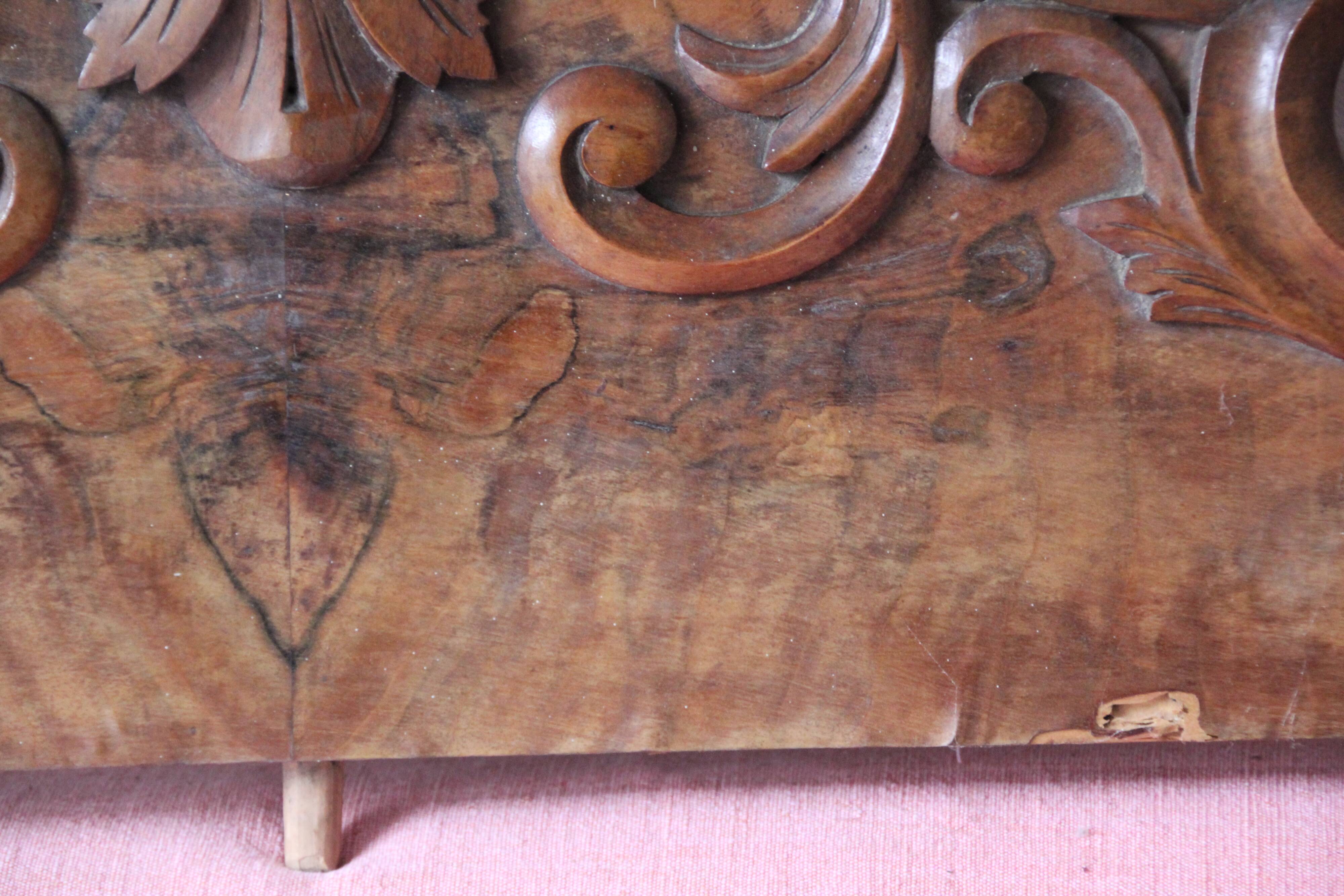 Old pediment in solid and marquetry wood