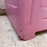 Pink knitted cabinet