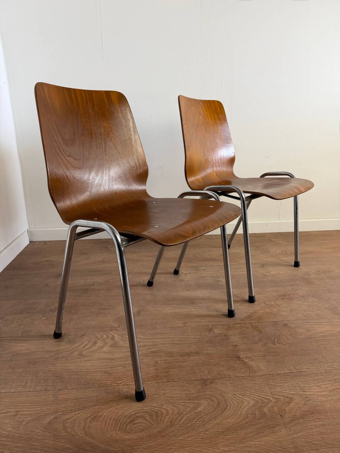 Vintage Pagholz stacking chairs in wood and metal