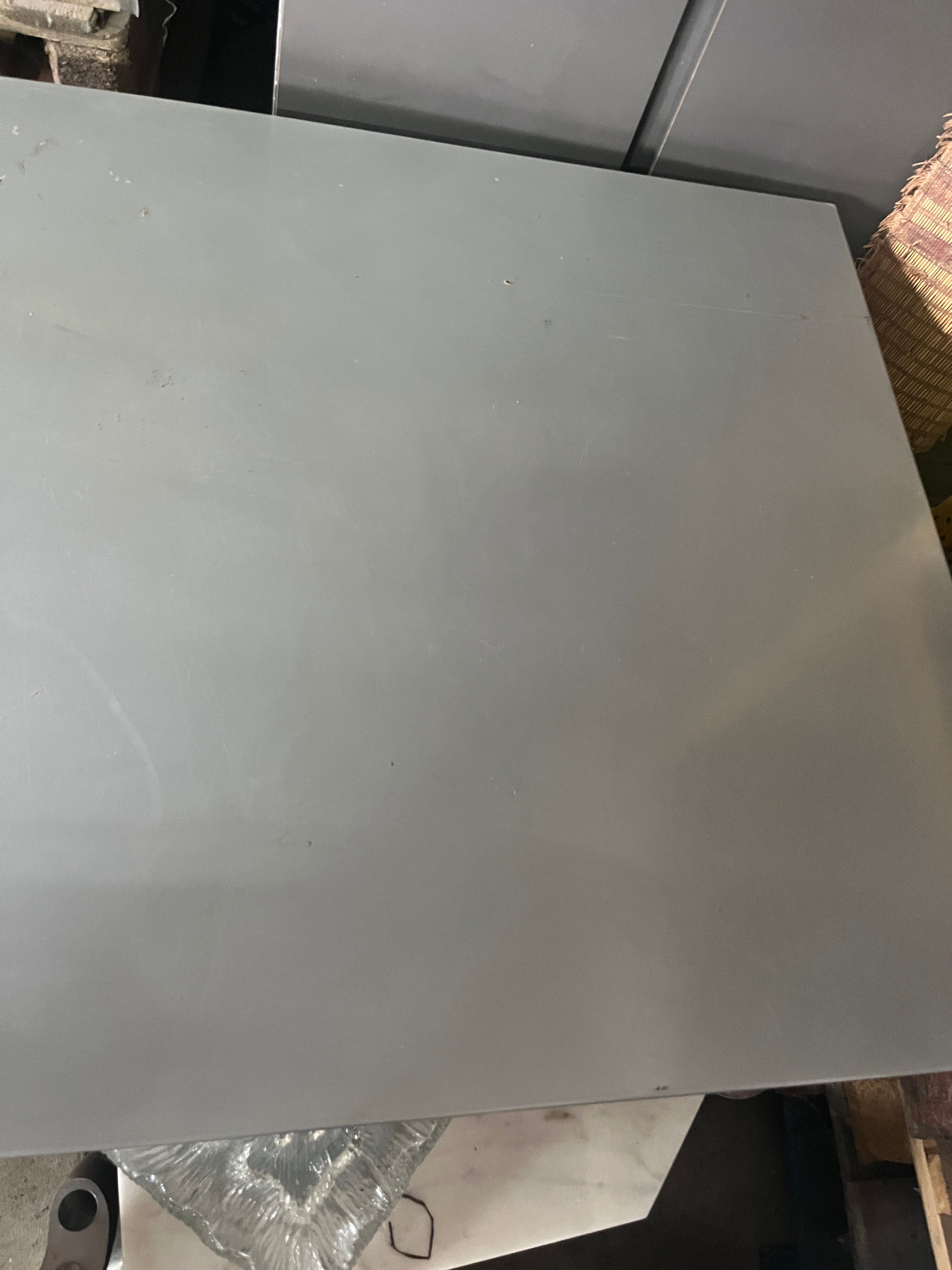 Grand 'Less' grey powder-coated aluminium dining table by Jean Nouvel for Tecno, minimalist 1990s