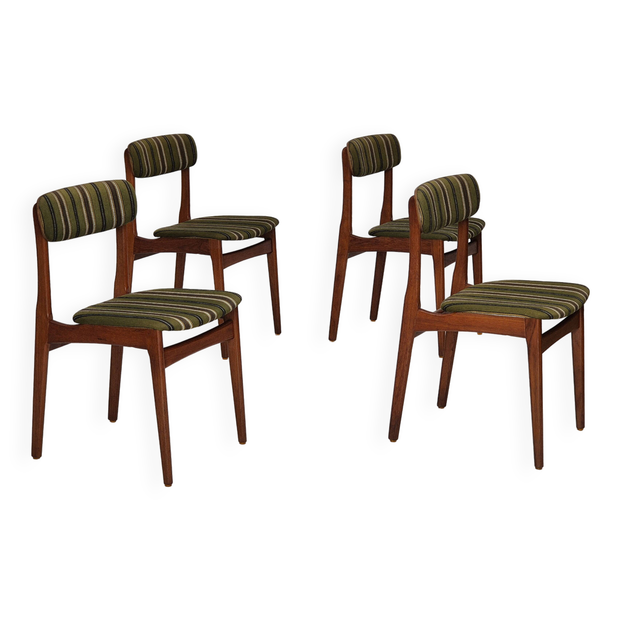 1960s, set of 4 Danish dinning chairs, solid teak wood, original condition.