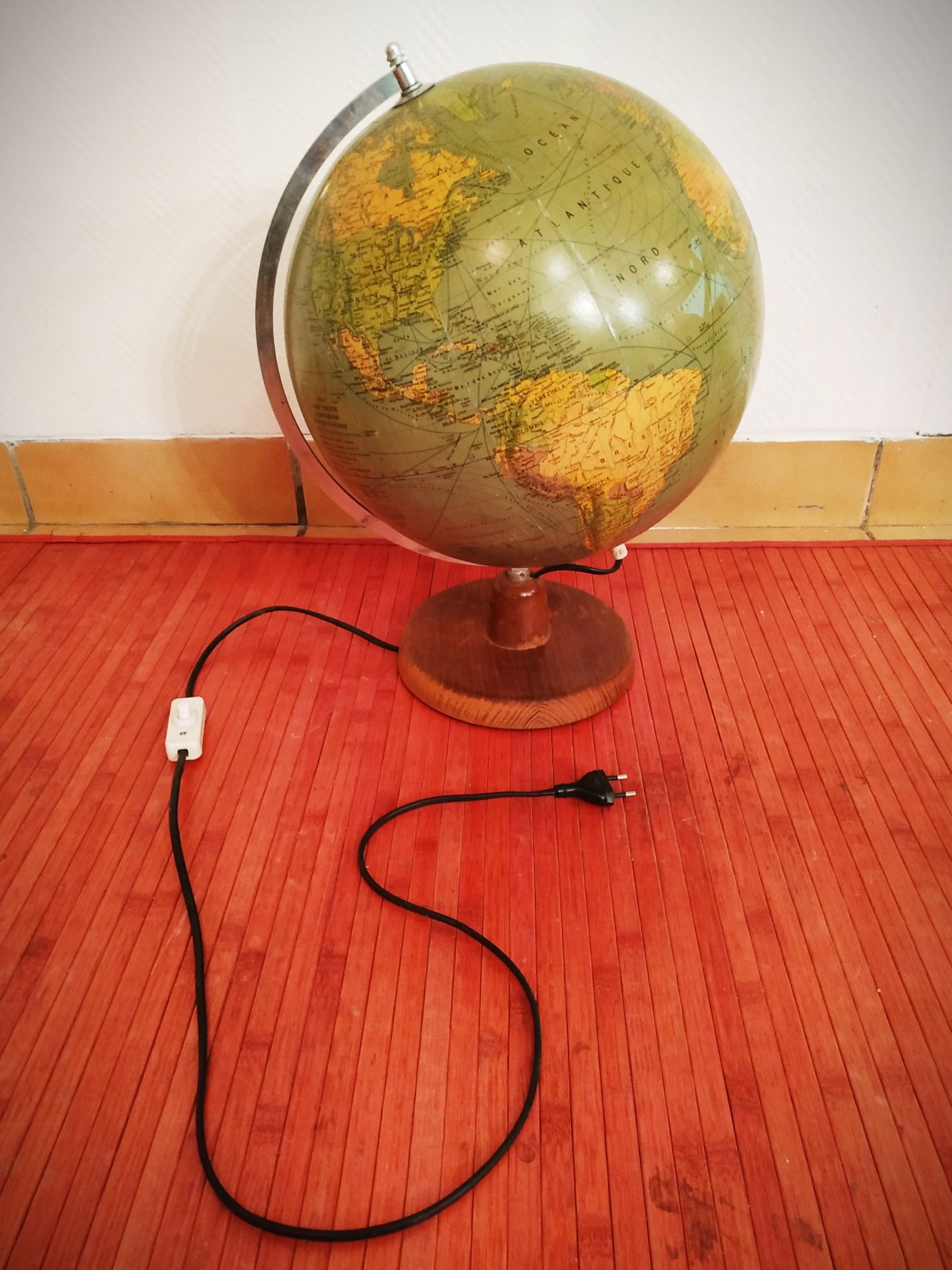 Luminous globe Räth 80's