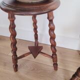 Tabouret tripode