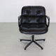 Chaise de bureau pivotante en cuir de Charles Pollock pour Knoll, années 1980