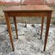Table basse appoint bois pieds compas avec contour & sabots laiton vintage