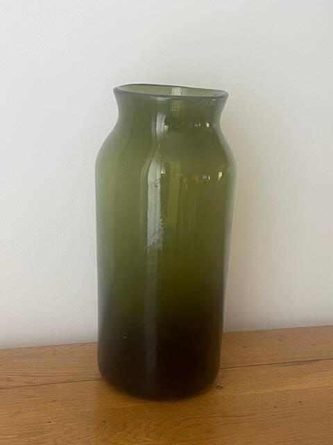 Old truffle jar from the 18th century.