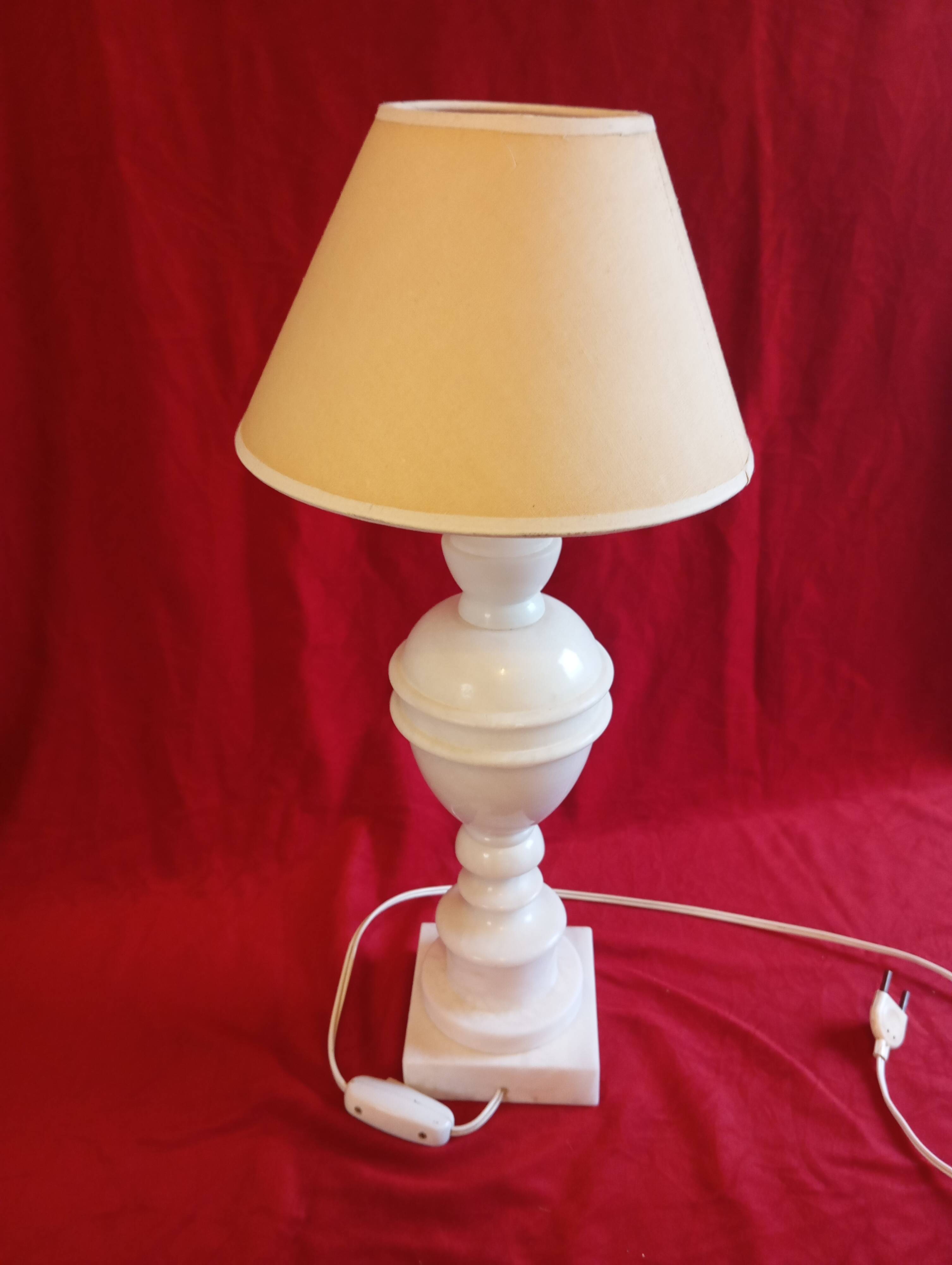 Alabaster lamp