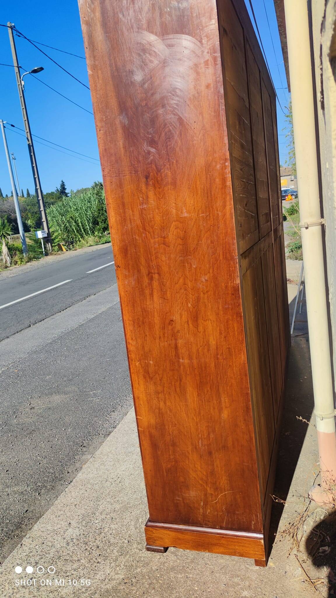 4-door bookcase in solid walnut circa 1880