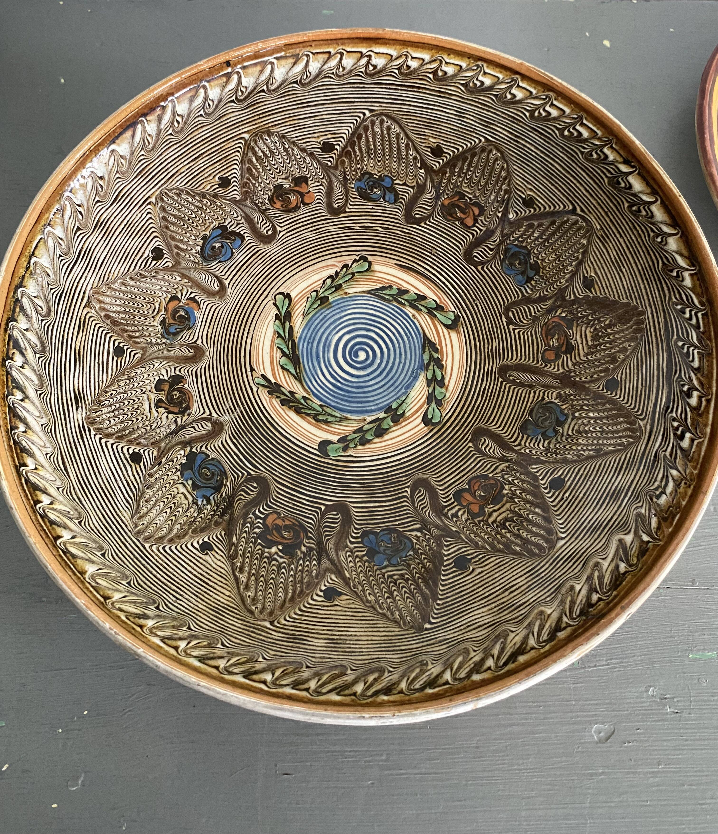 Romanian ceramic dish from Horezu