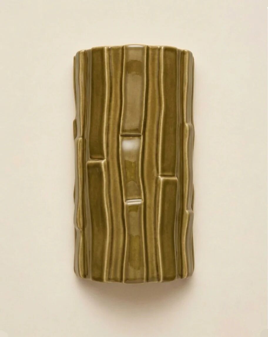 Tejo ceramic wall lamp (Avocado) - Coco Square