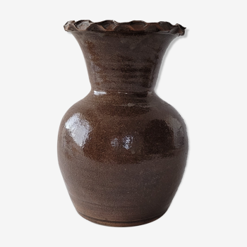 Vase enamelled serrated edge brown