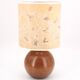 Lampe boule en bois, abat jour avec fleurs séchées