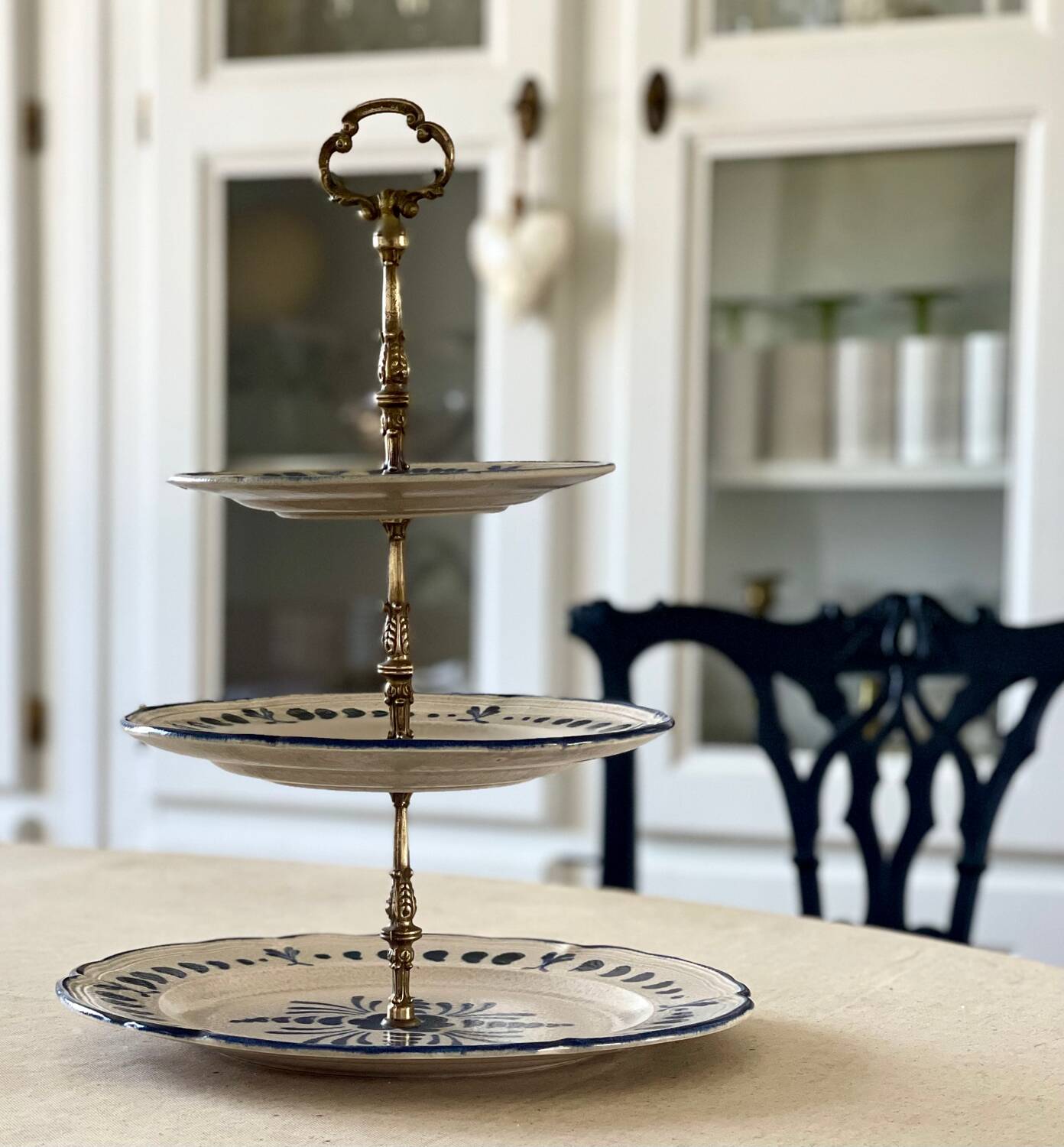 Pornic earthenware display stand.