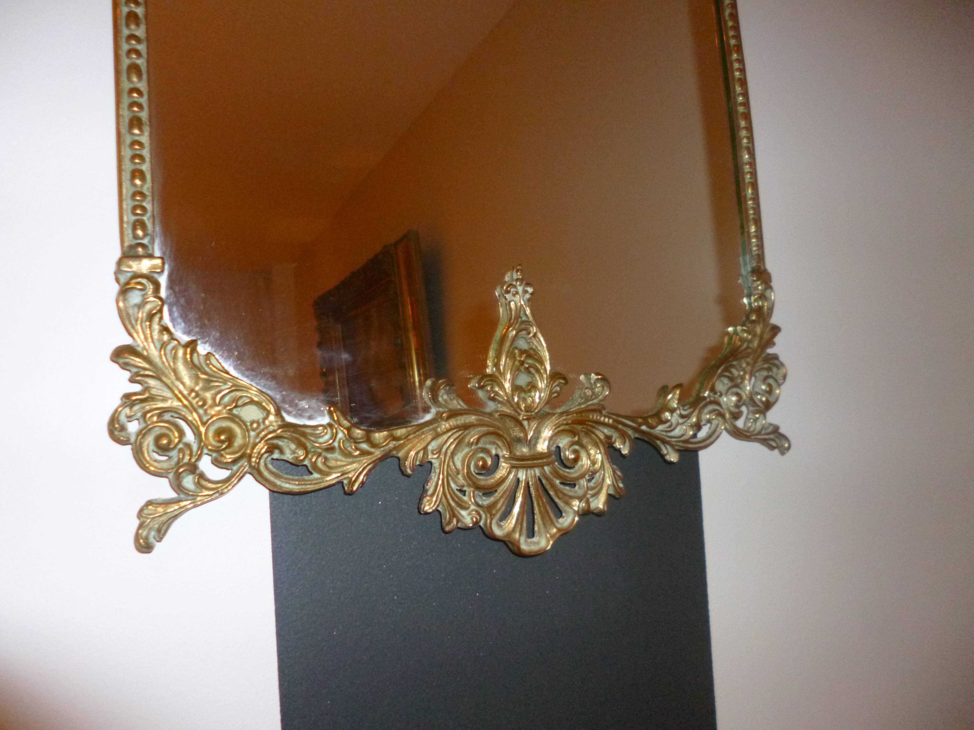 Mirror in bronze era XIX 61x38cm