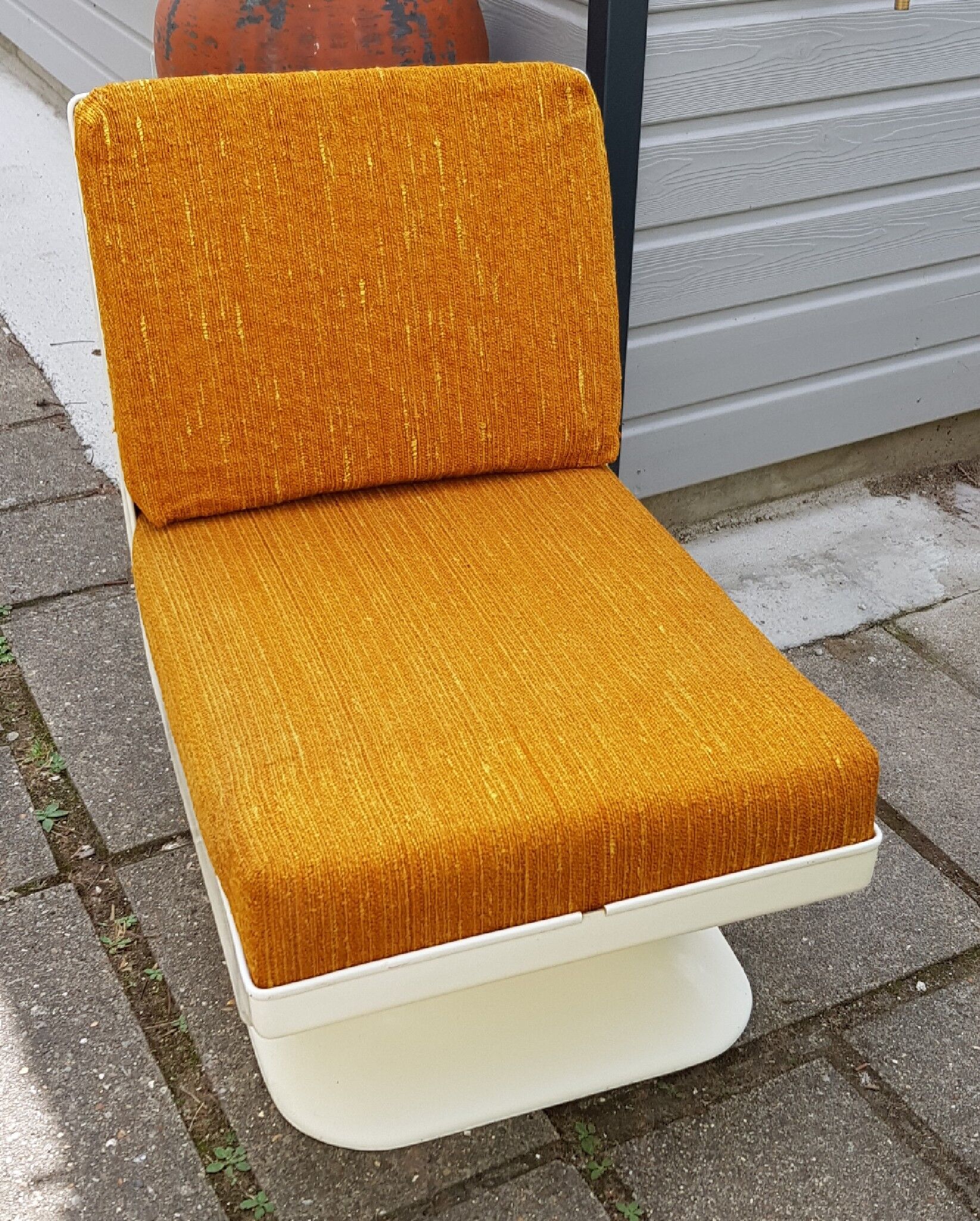 Armchair fiberglass 1970