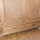 Armoire en pin massif