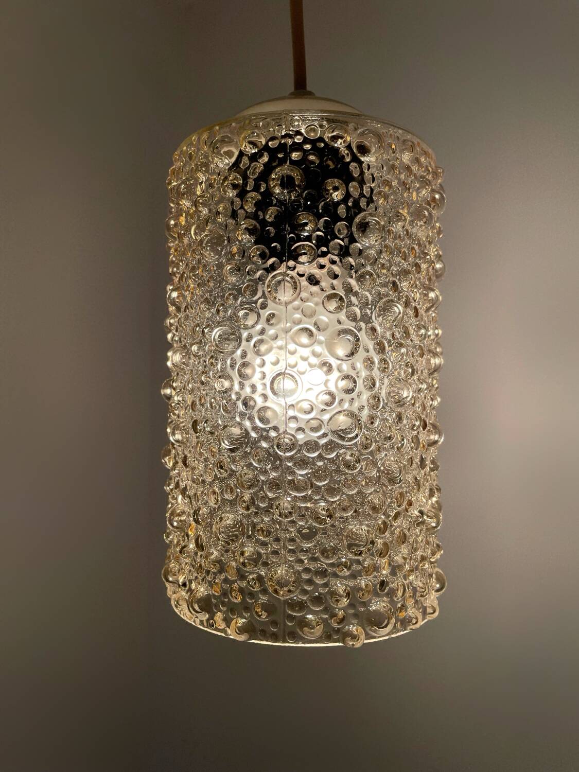 Suspension verre ambré bubble années 60