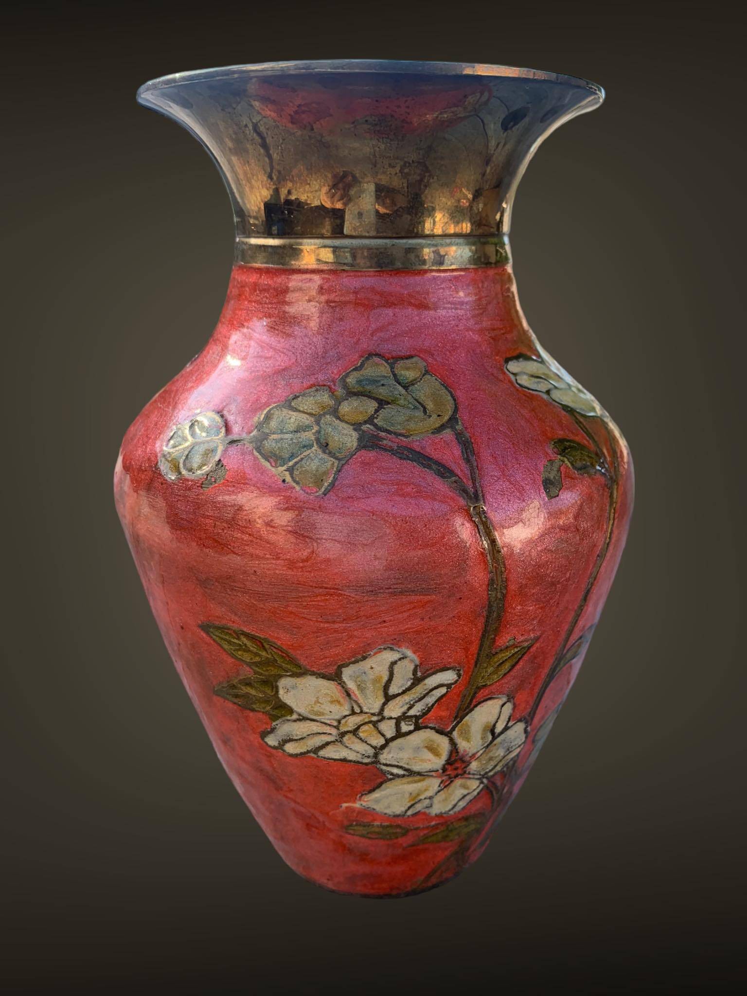 Vase en émaux cloisonnés à décor floral venant d'Inde