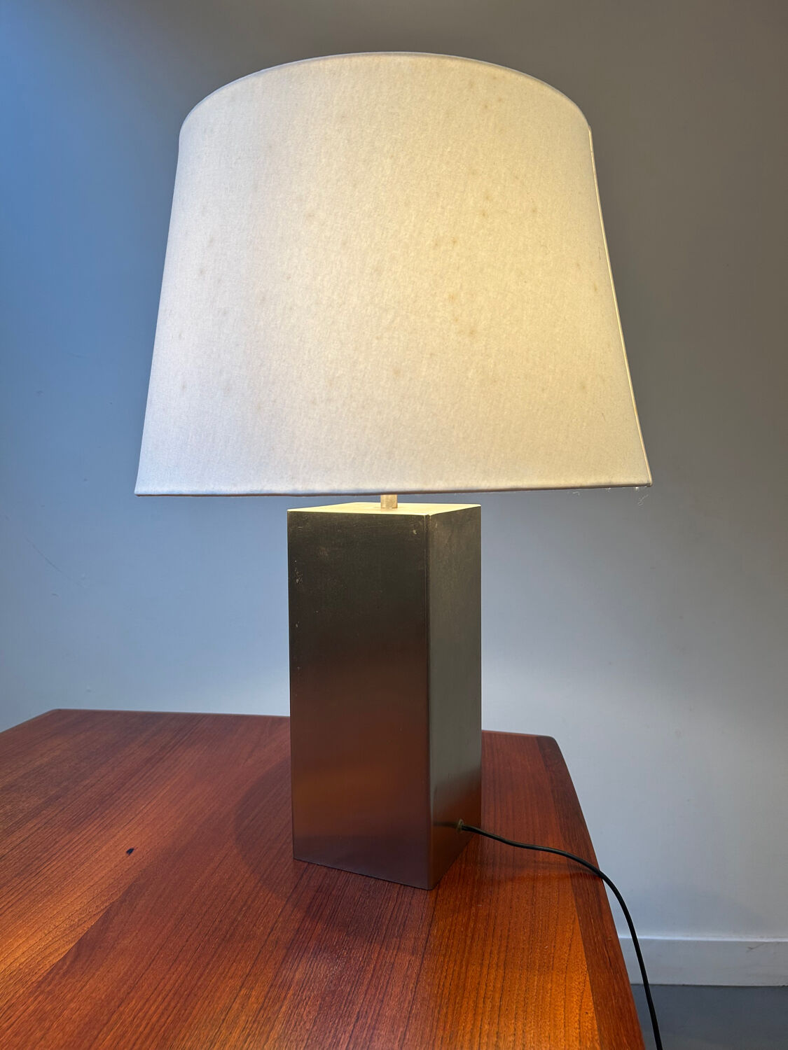 Lampe de table avec pied en alu brossé vintage roche Bobois