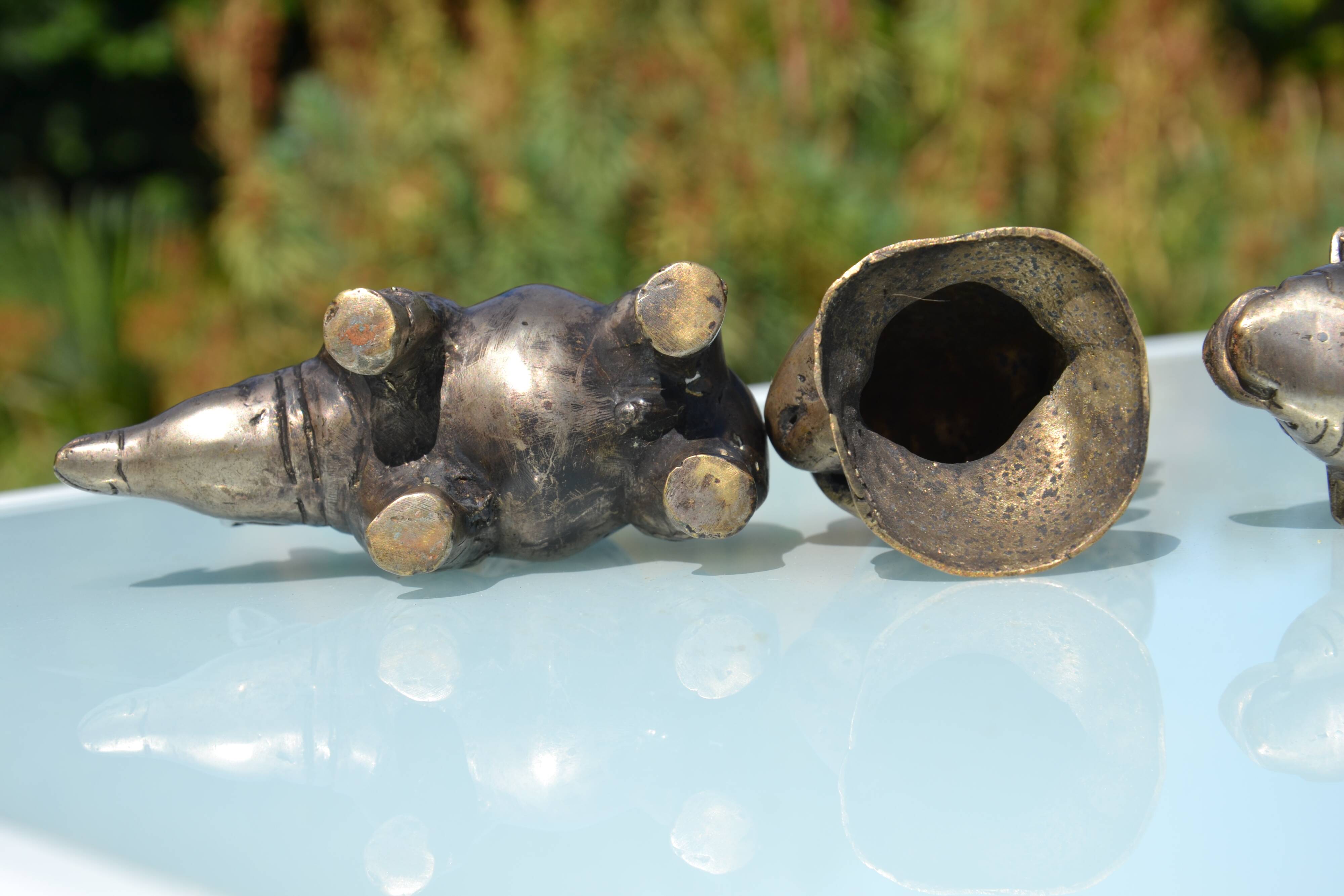 3 animal-shaped bronze candlesticks