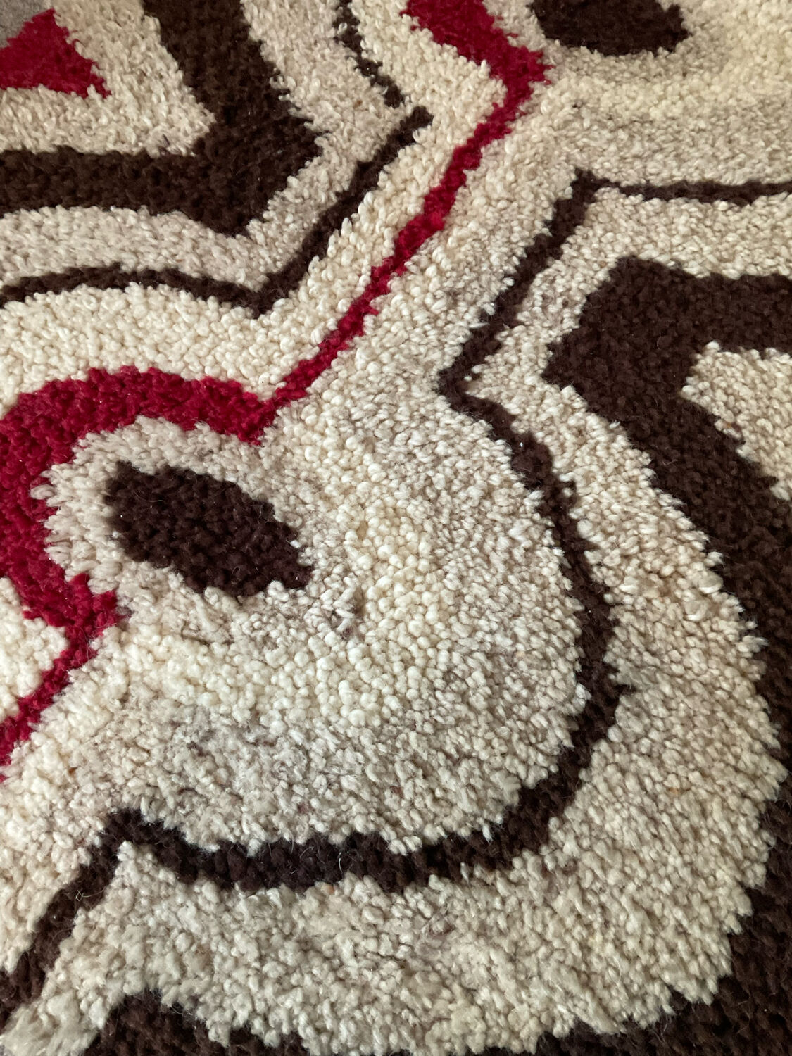 Wool rug 130x70 from the 70s