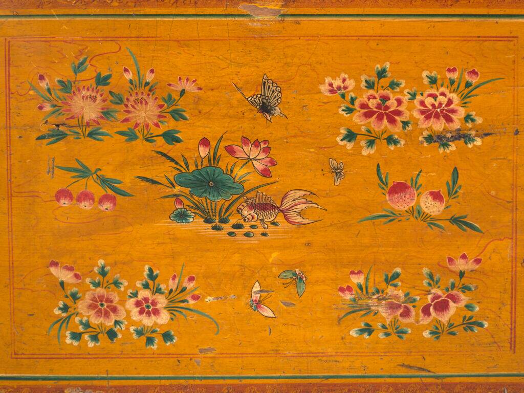Chinese chest with original painting – China, circa 1900