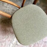 Heart bistro chair in beech and green wool