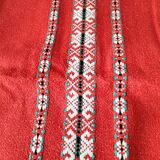 Tablecloth and 12 vintage cotton Basque-style napkins.