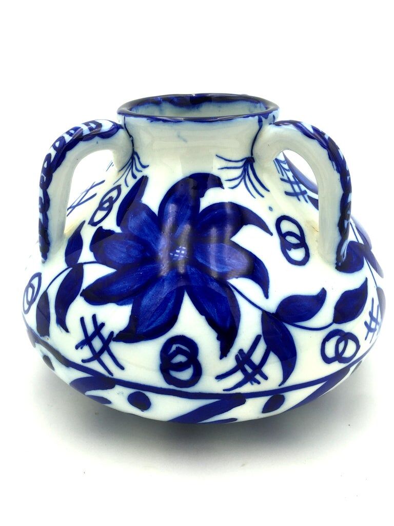 Urn with 3 handles, Fajalauza, circa 1900