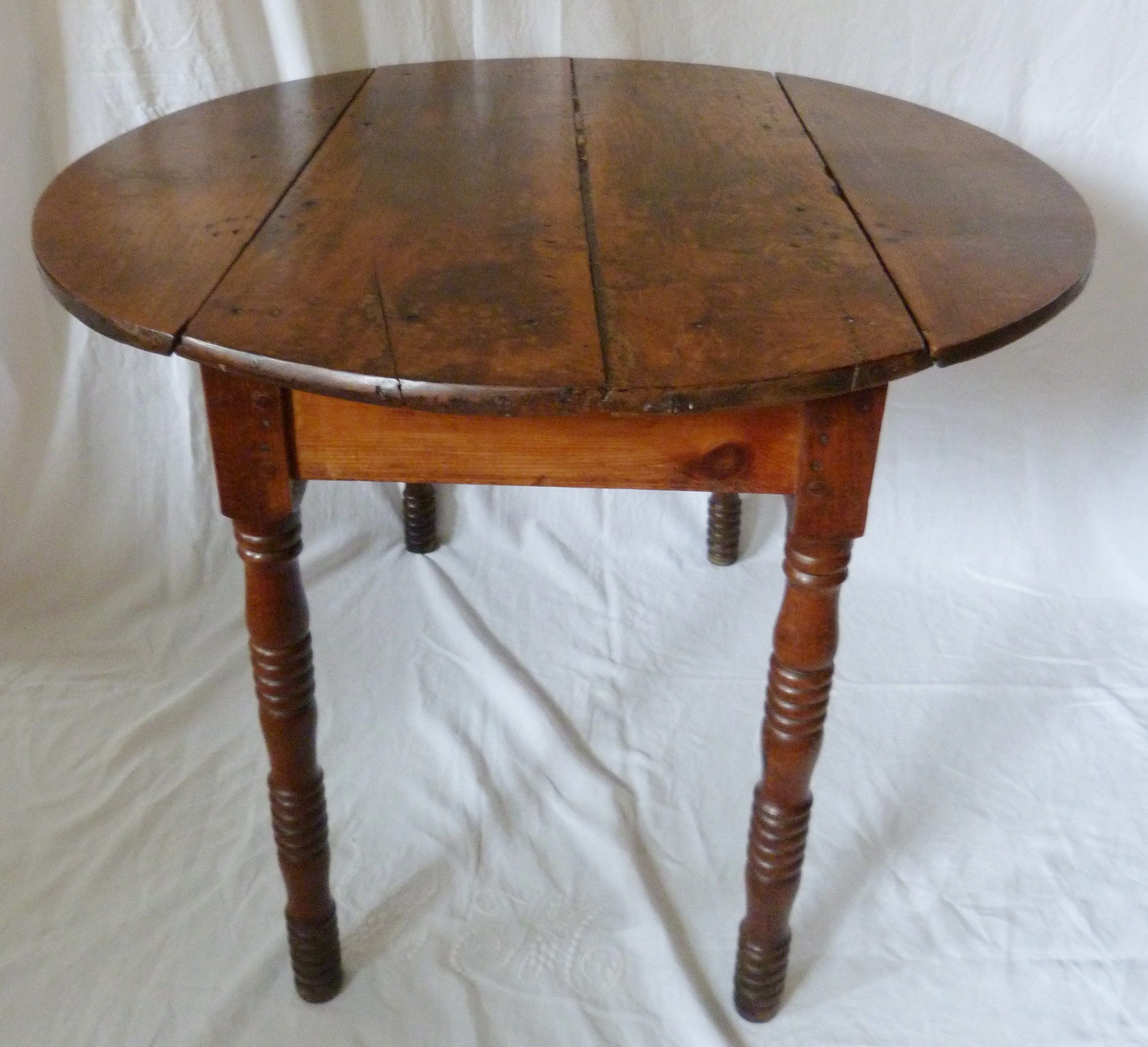 Country table, flap or flap