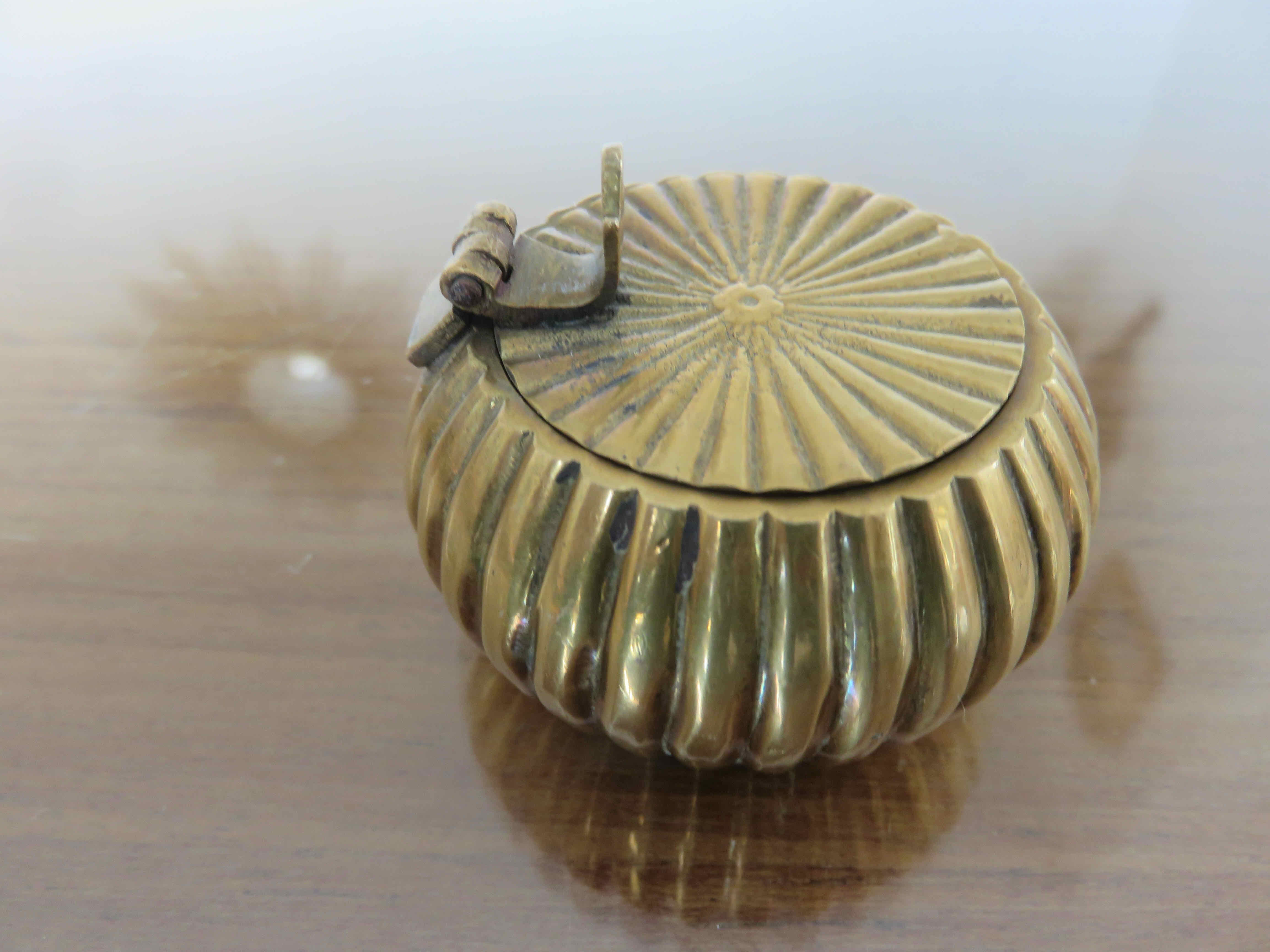 Brass pocket ashtray 60s 70s