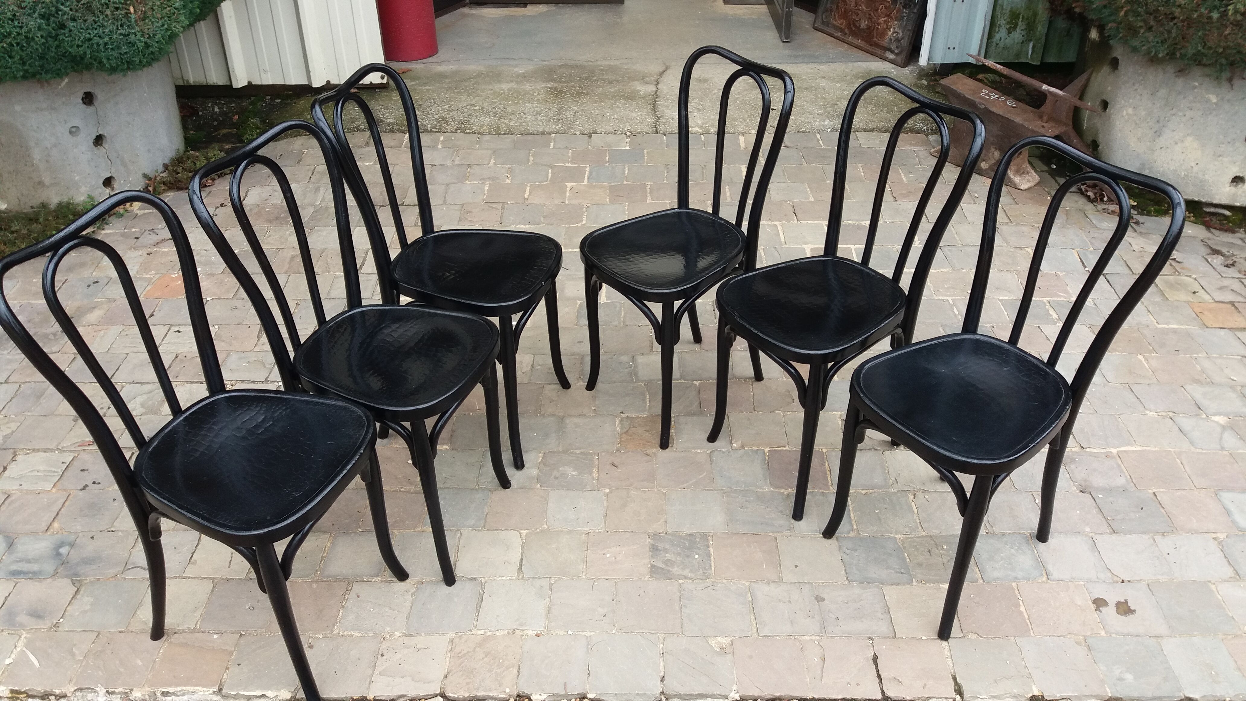 Set of 6 bistro chairs