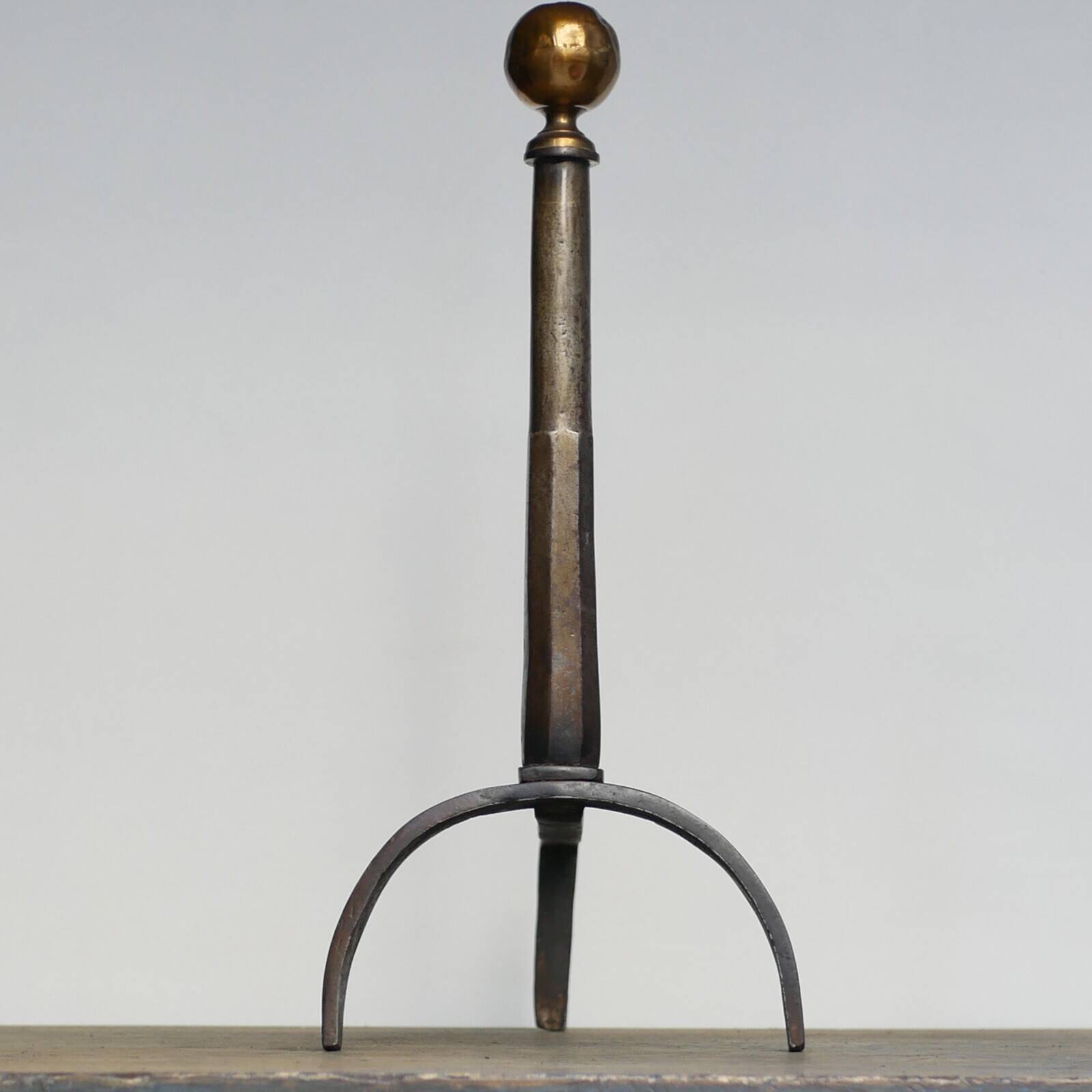 Monumental chenets for fireplace - Italian production - Minimalist design