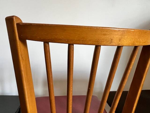 Set of 4 mismatched chairs