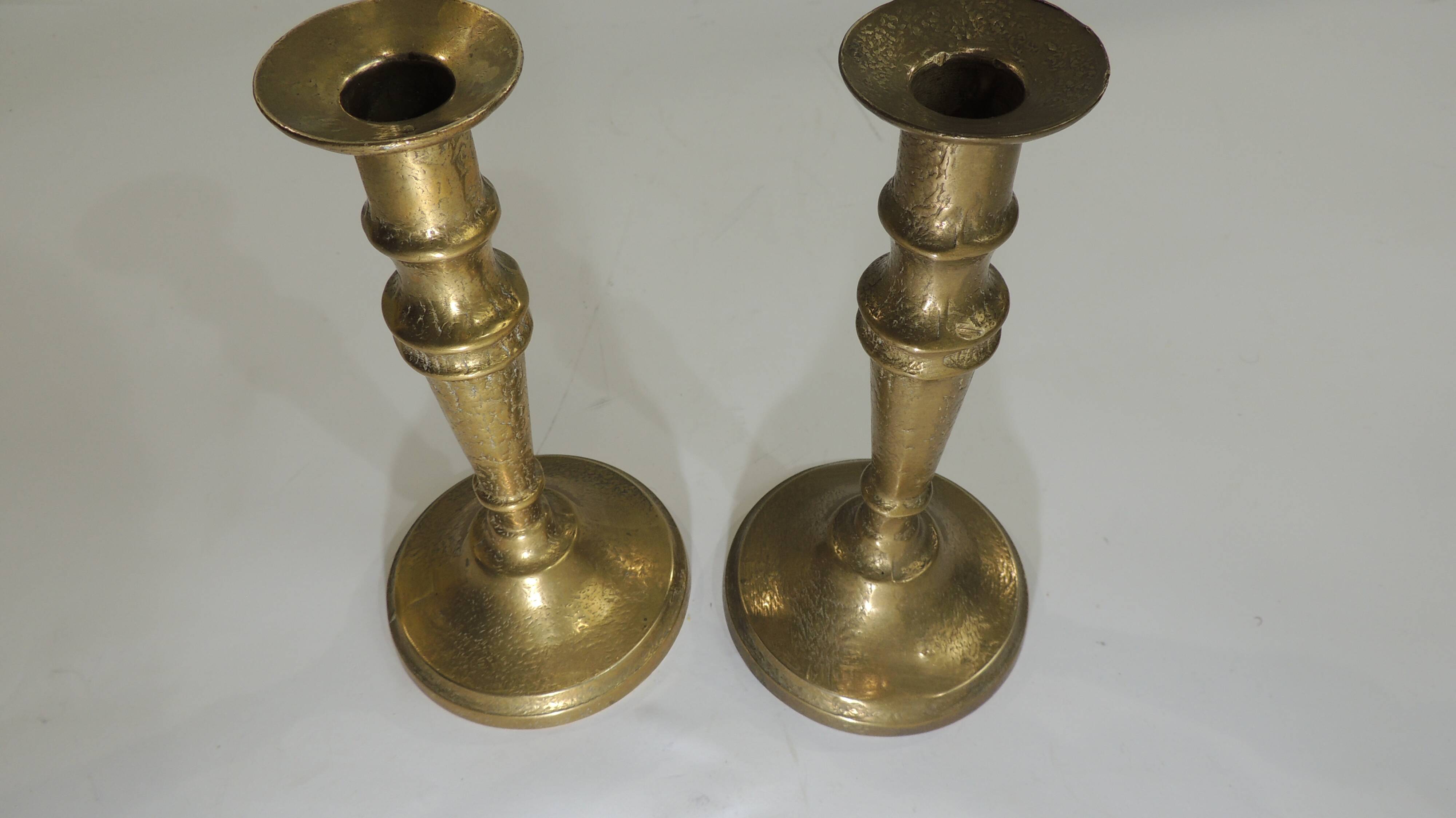 Pair of bronze candlesticks / Vintage