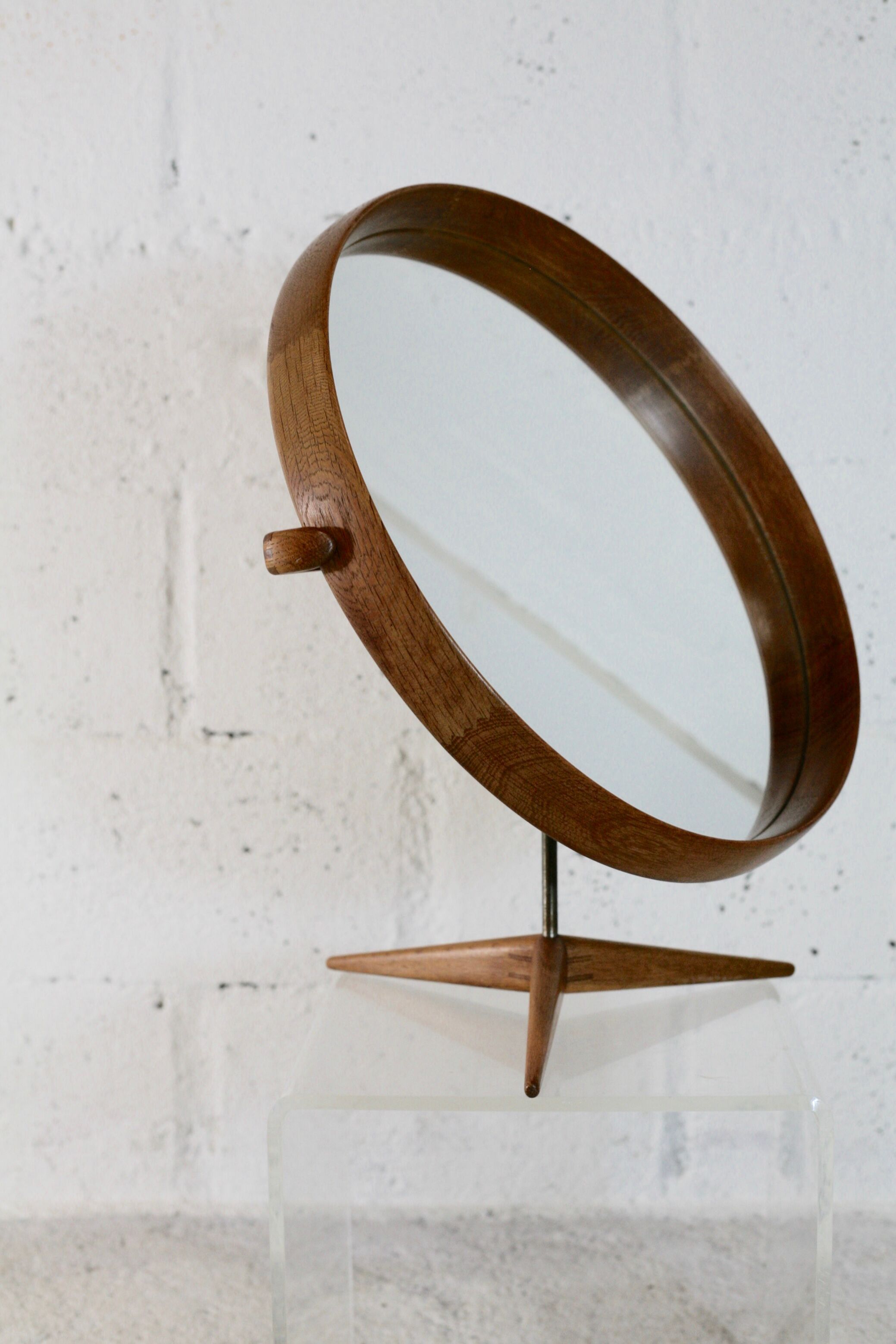 Mirror by Uno and Osten Kristiansson edition Luxus Sweden circa 1960 49x52cm